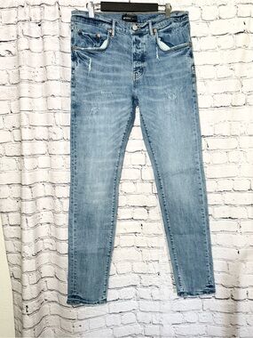 Purple Brand. Light Wash Skinny Jeans. Size 34